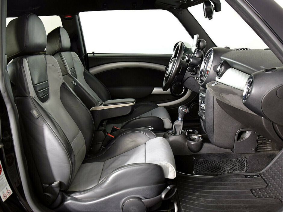 MINI Hatch, 1.6 л, АТ, 2012 фото 2