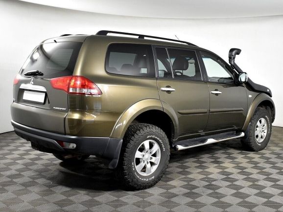 Mitsubishi Pajero Sport, 2.5 л, АТ, 2015 фото 4