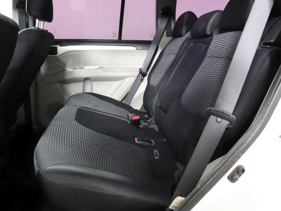 Mitsubishi Pajero Sport, 2.5 л, АТ, 2015 фото 1