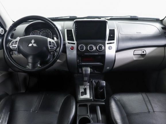 Mitsubishi Pajero Sport, 2.5 л, АТ, 2013 фото 8