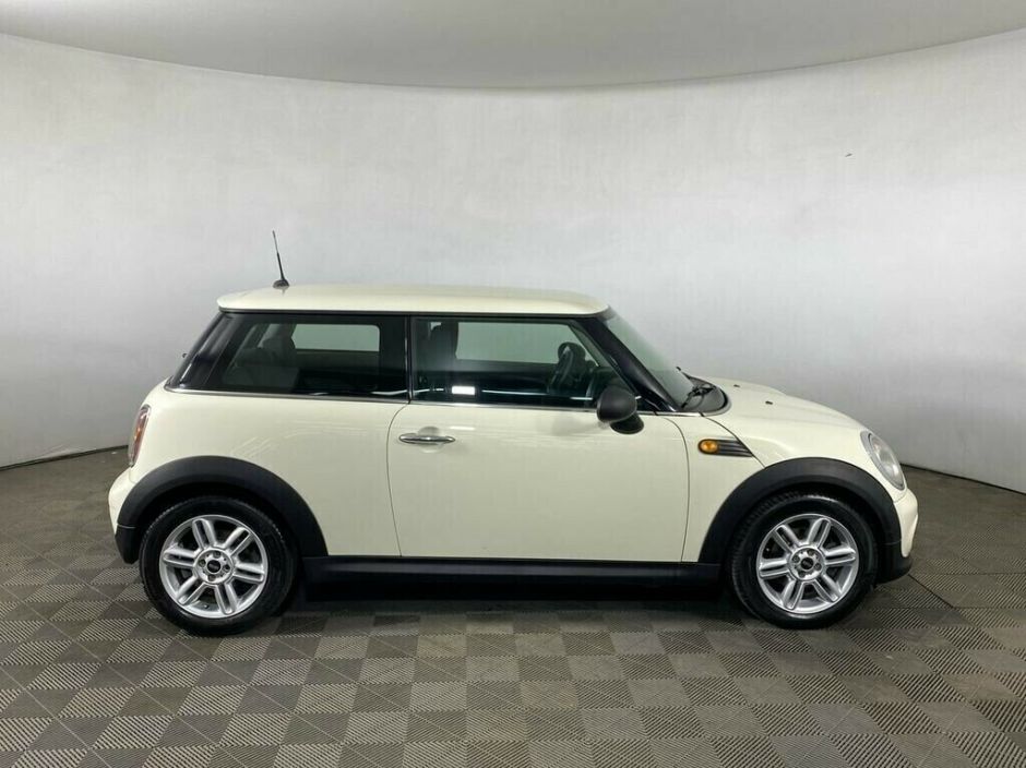 MINI Hatch, 1.6 л, АТ, 2010 фото 9