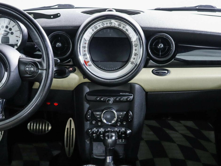 MINI Hatch, 1.6 л, АТ, 2012 фото 13