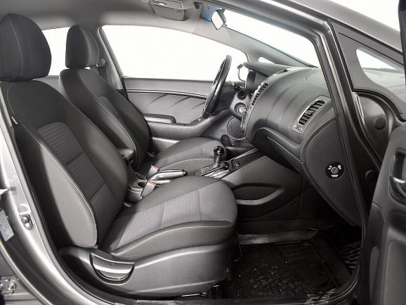 Kia Cerato, 2.0 л, АТ, 2017 фото 2