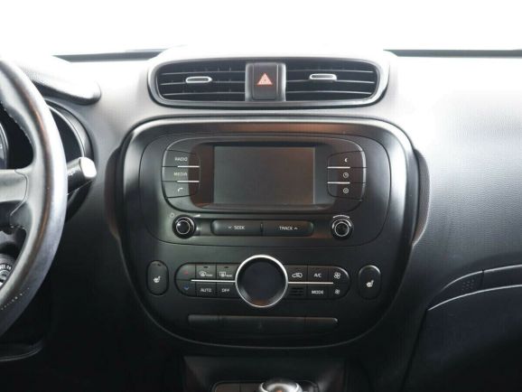 Kia Soul, 1.6 л, АТ, 2015 фото 9