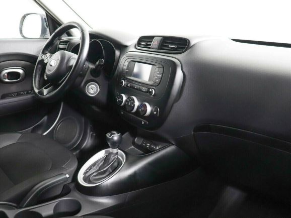 Kia Soul, 1.6 л, АТ, 2016 фото 2