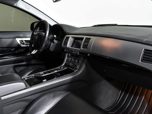 Jaguar XF, 2.0 л, АТ, 2013 фото 10