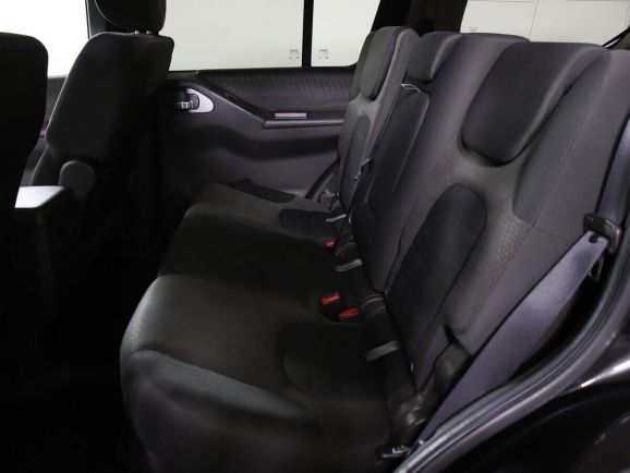 Nissan Pathfinder, 2.5 л, АТ, 2012 фото 2