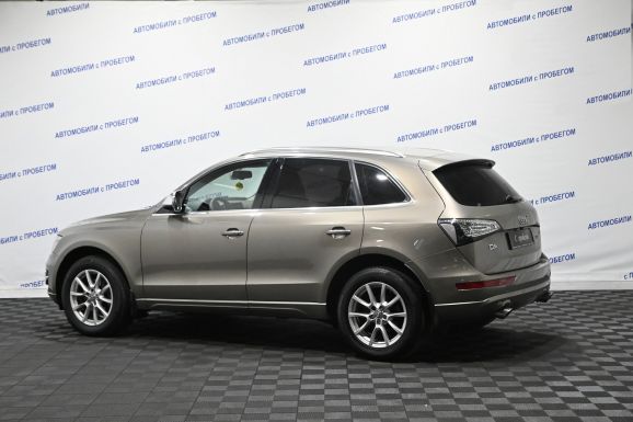 Audi Q5, 2.0 л, Робот, 2010 фото 6
