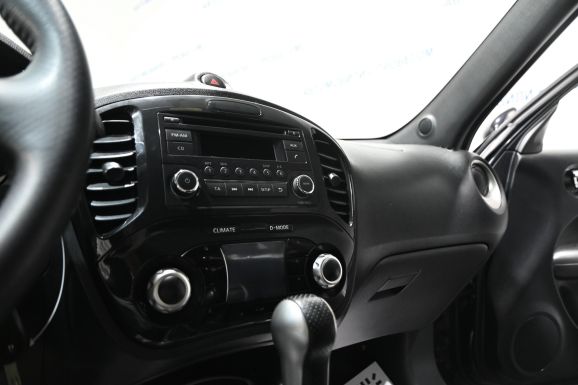 Nissan Juke, 1.6 л, Вариатор, 2011 фото 1