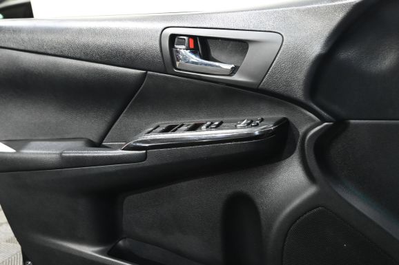 Toyota Camry, 2.5 л, АТ, 2012 фото 2
