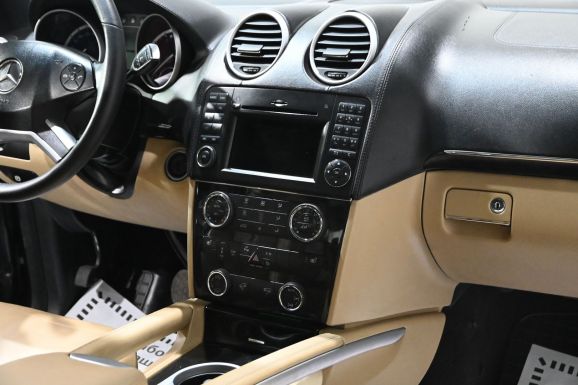 Mercedes-Benz GL-Класс, 3.0 л, АТ, 2010 фото 10