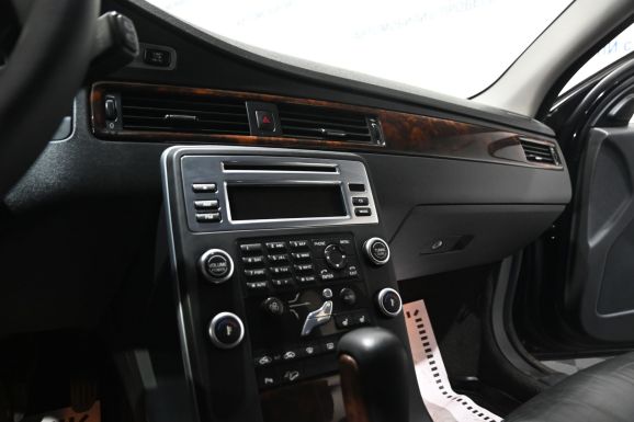 Volvo XC70, 2.4 л, АТ, 2010 фото 11