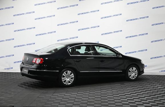 Volkswagen Passat, 1.8 л, Робот, 2010 фото 4