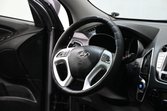 Hyundai ix35, 2.0 л, АТ, 2012 фото 10