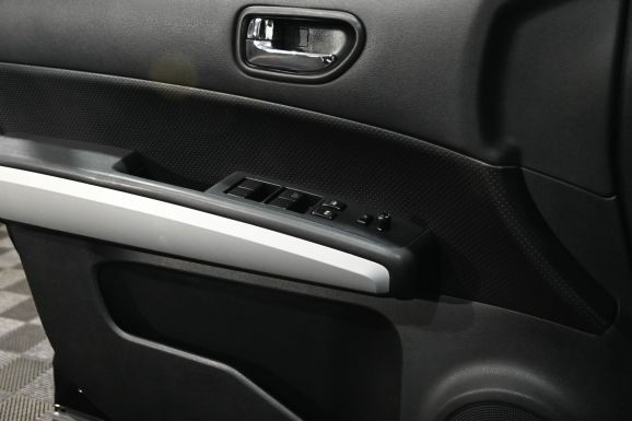 Nissan X-Trail, 2.0 л, Вариатор, 2012 фото 12
