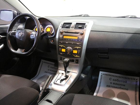Toyota Corolla, 1.6 л, АТ, 2013 фото 7