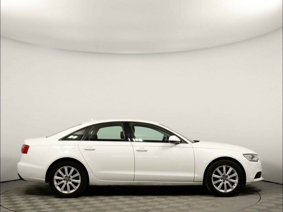 Audi A6, 2.0 л, Вариатор, 2011 фото 7