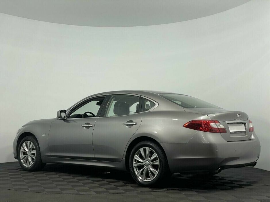 Infiniti M, 3.7 л, АТ, 2011 фото 8