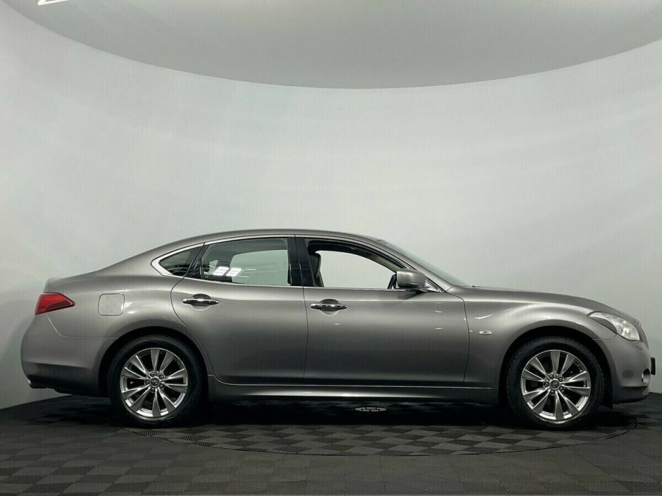 Infiniti M, 3.7 л, АТ, 2011 фото 10