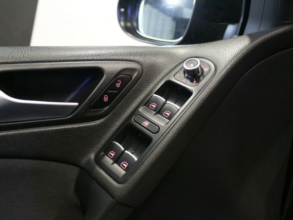 Volkswagen Golf, 1.4 л, Робот, 2012 фото 2