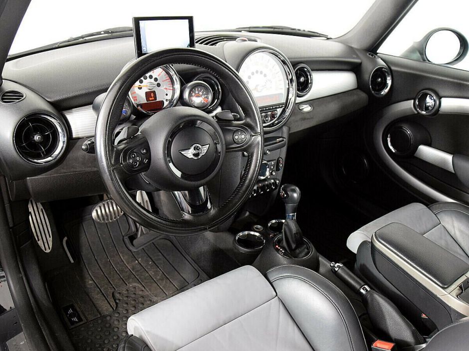 MINI Hatch, 1.6 л, АТ, 2011 фото 10