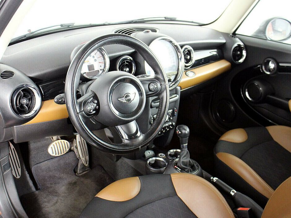 MINI Hatch, 1.6 л, АТ, 2012 фото 10