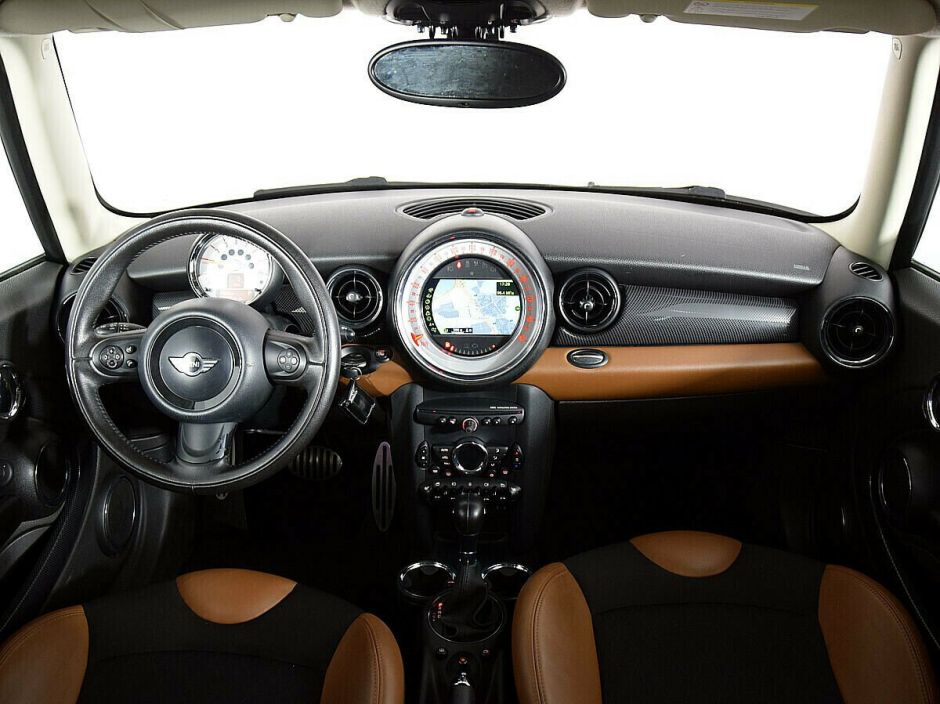 MINI Hatch, 1.6 л, АТ, 2012 фото 11