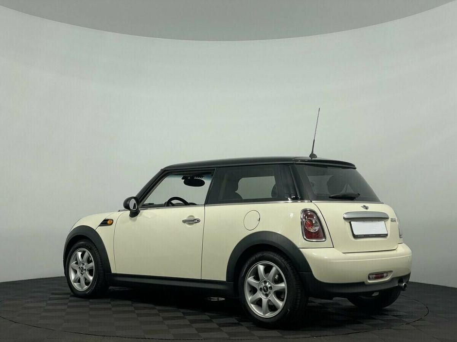 MINI Hatch, 1.6 л, АТ, 2012 фото 8