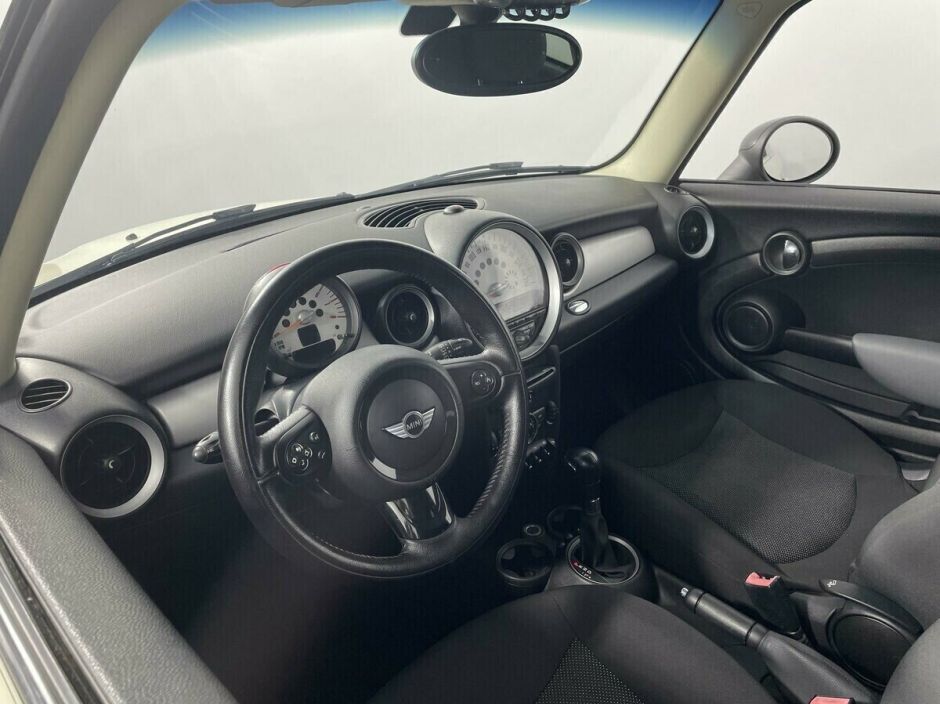 MINI Hatch, 1.6 л, АТ, 2012 фото 11