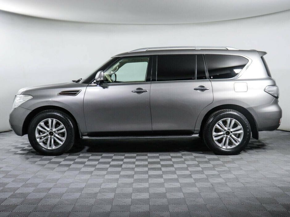 Nissan Patrol, 5.6 л, АТ, 2010 фото 9