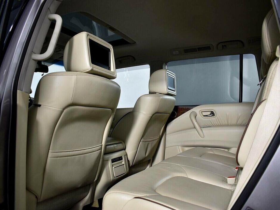 Nissan Patrol, 5.6 л, АТ, 2011 фото 15