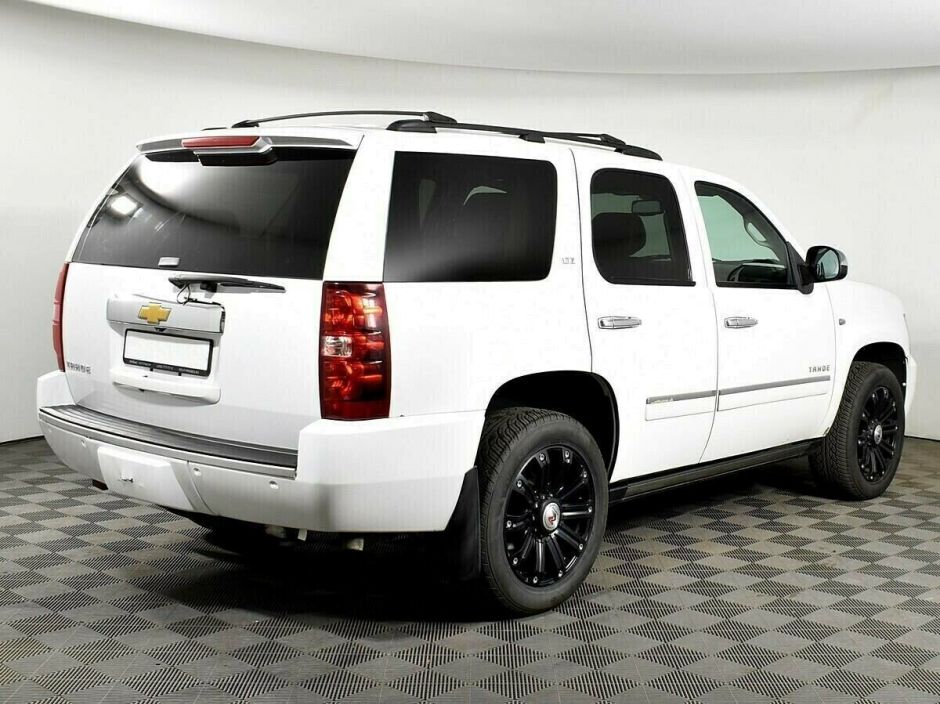 Chevrolet Tahoe, 5.3 л, АТ, 2013 фото 4