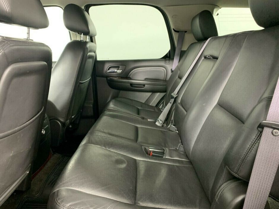 Cadillac Escalade, 6.2 л, АТ, 2011 фото 2