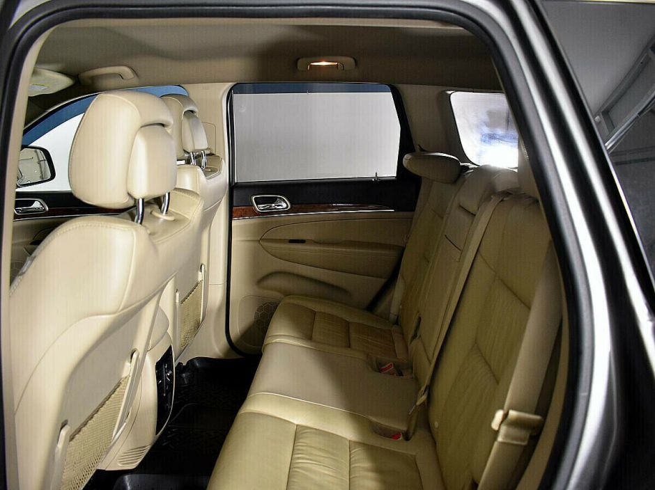 Jeep Grand Cherokee, 3.0 л, АТ, 2011 фото 1