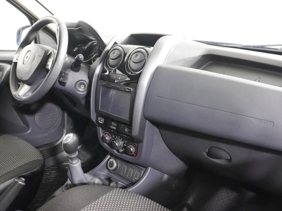 Renault Duster, 2.0 л, МТ, 2016 фото 2