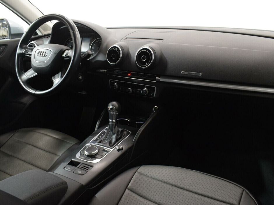 Audi A3, 1.4 л, Робот, 2016 фото 15