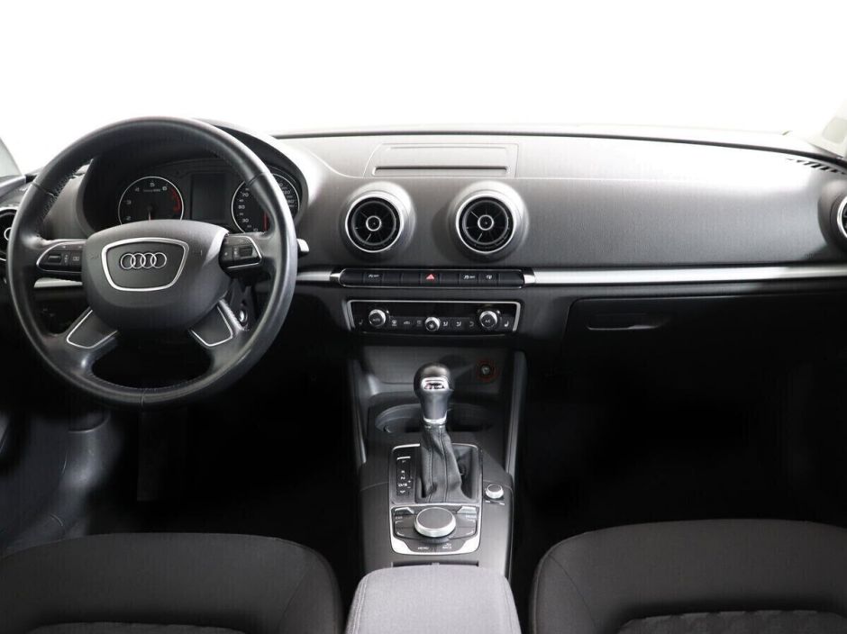 Audi A3, 1.4 л, Робот, 2014 фото 12