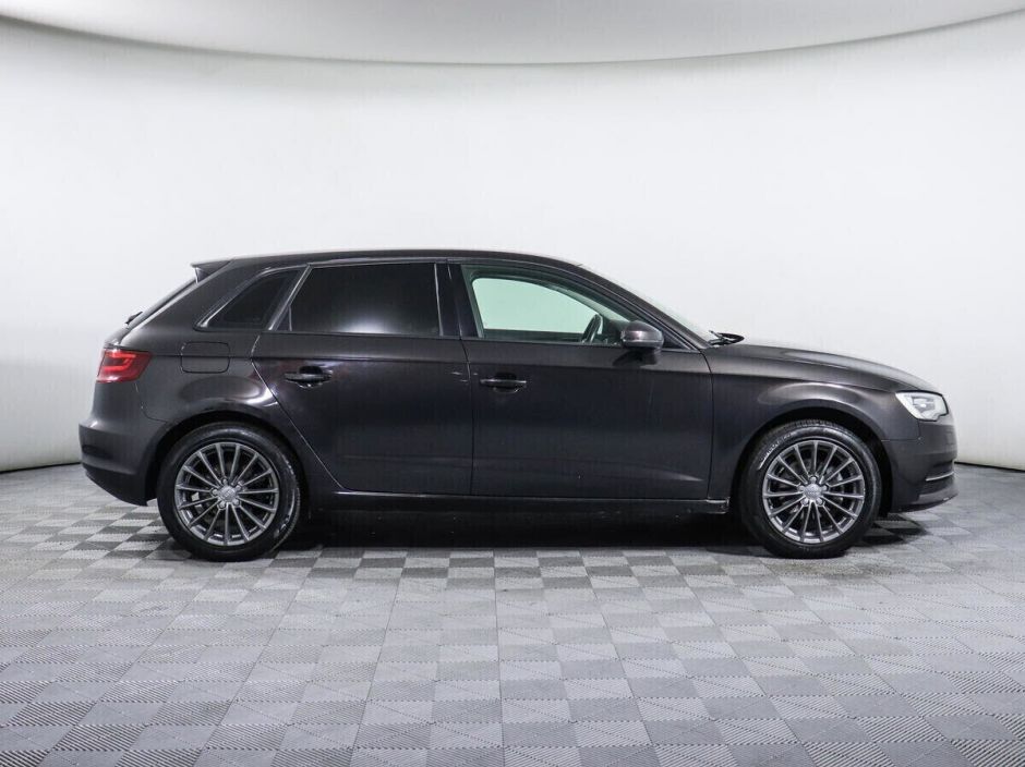 Audi A3, 1.4 л, Робот, 2013 фото 10