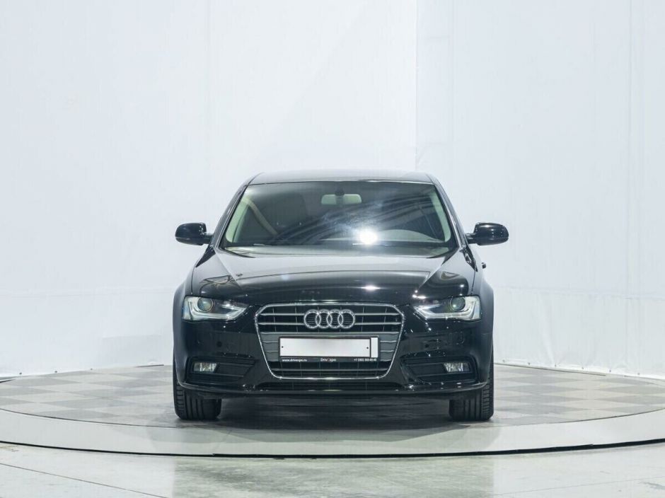 Audi A4, 1.8 л, Вариатор, 2015 фото 3