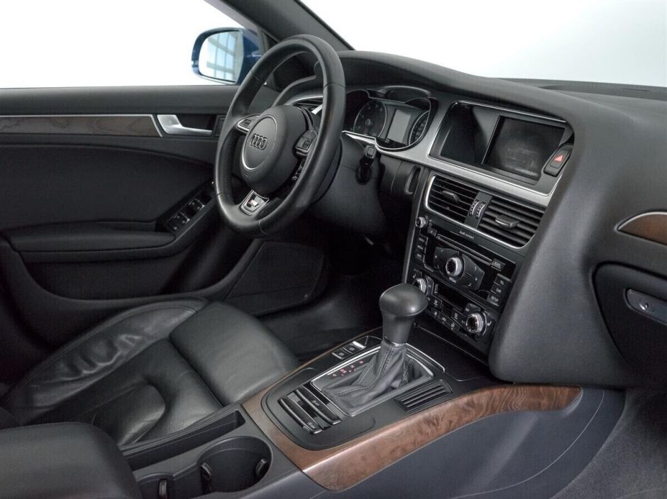 Audi A4, 1.8 л, Вариатор, 2015 фото 2