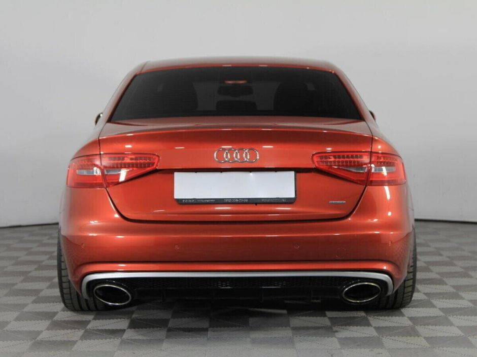 Audi A4, 2.0 л, Робот, 2011 фото 8