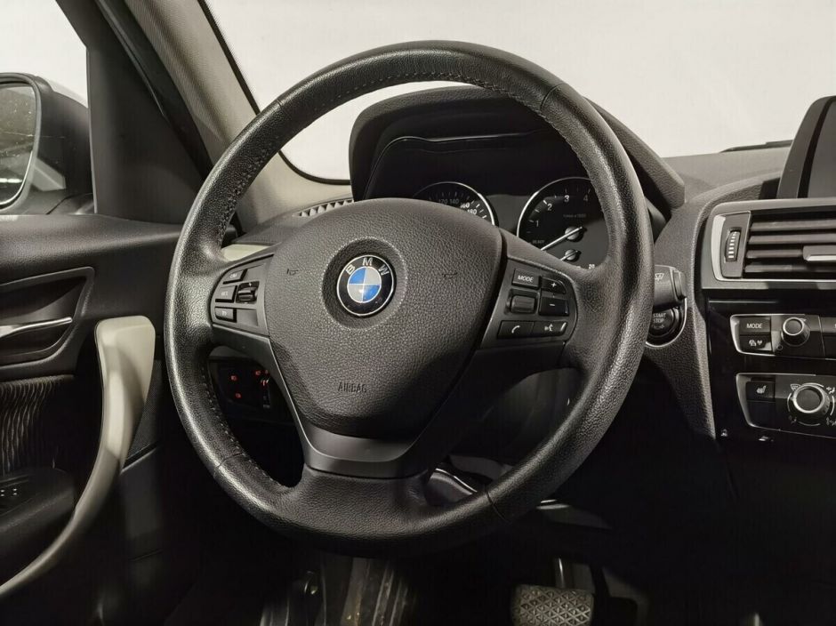 BMW 1 серии, 1.6 л, АТ, 2016 фото 12