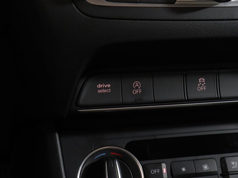 Audi Q3, 2.0 л, Робот, 2016 фото 14