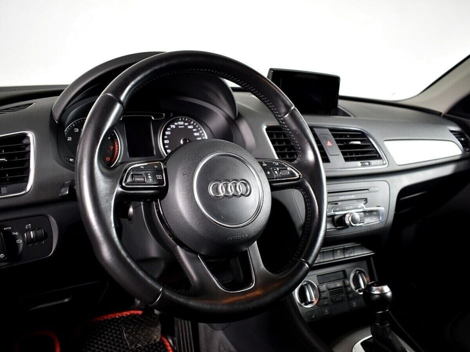 Audi Q3, 2.0 л, Робот, 2013 фото 11