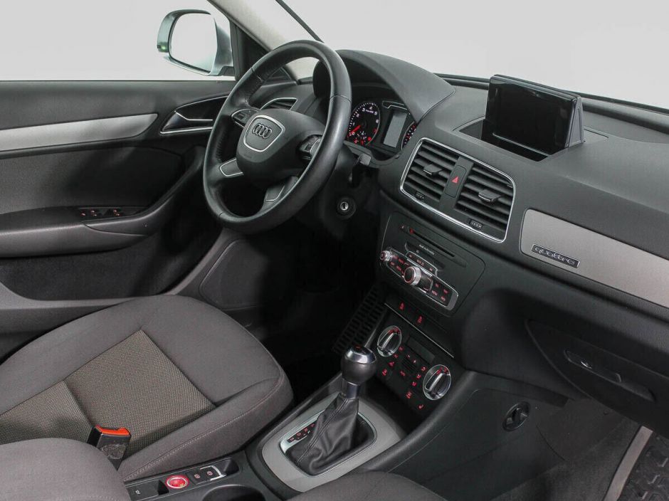 Audi Q3, 2.0 л, Робот, 2013 фото 2