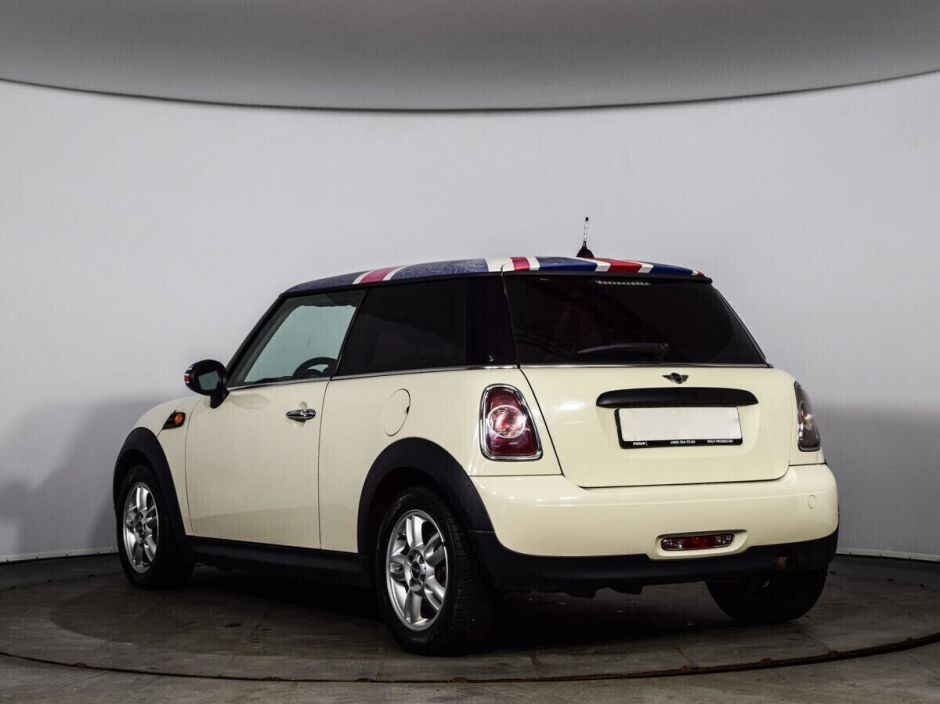 MINI Hatch, 1.6 л, АТ, 2011 фото 8