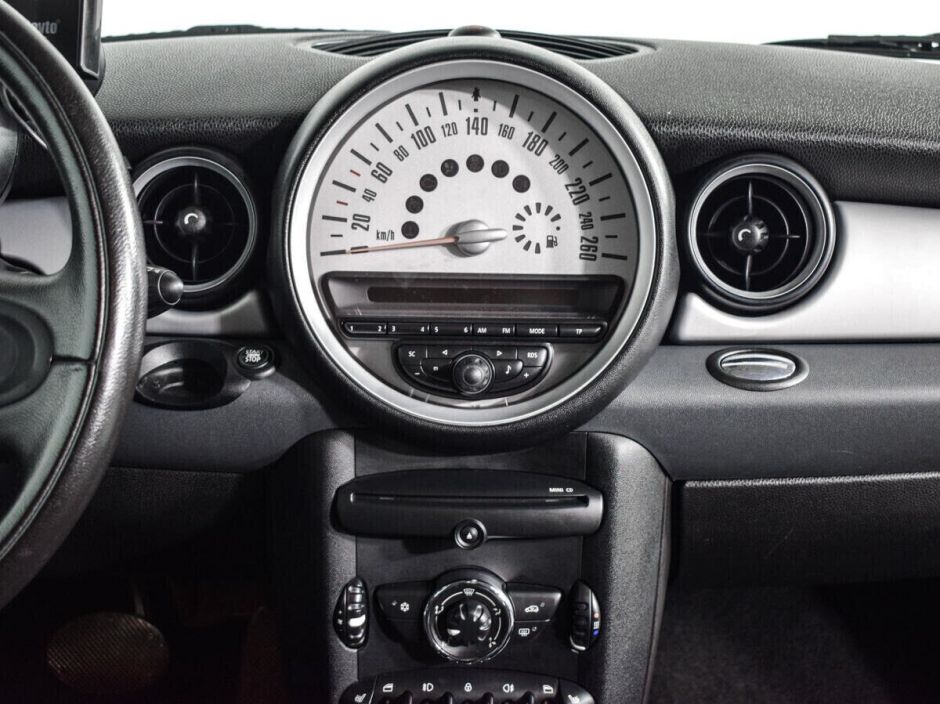 MINI Hatch, 1.6 л, АТ, 2011 фото 2