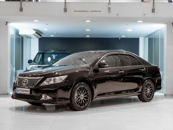 Toyota Camry, АТ, 2012 фото 3