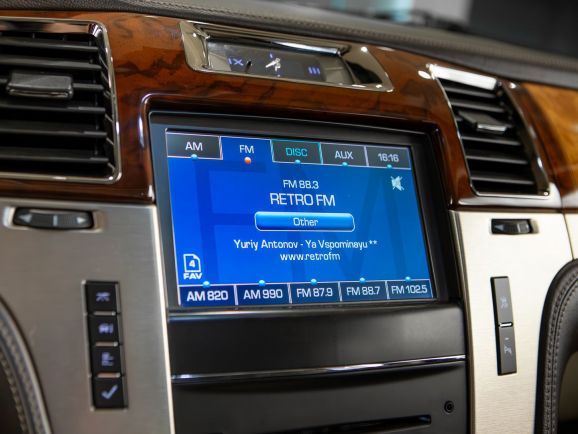 Cadillac Escalade, АТ, 2011 фото 21