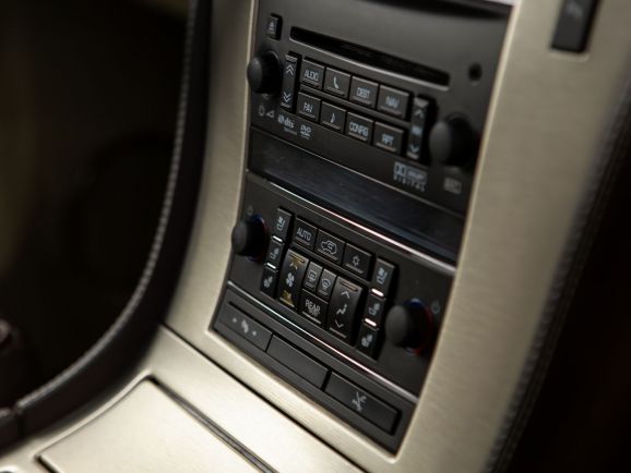 Cadillac Escalade, АТ, 2011 фото 22